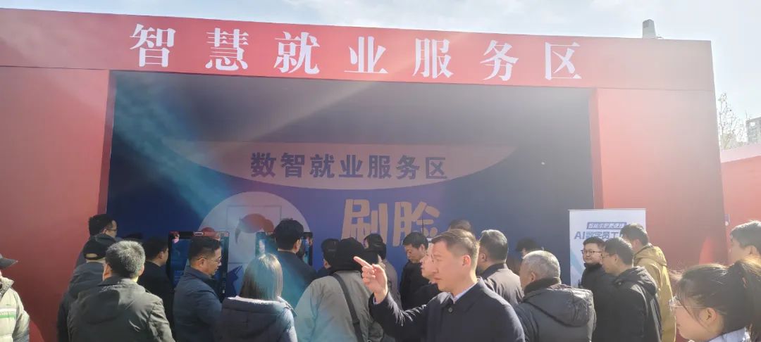 罗飞能源AI数字人+储能巡检一体机助力新能源“智”变升级